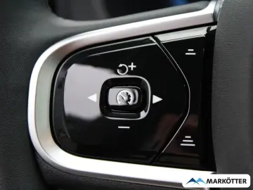 VOLVO XC60 Plus Black Edition AWD  NAVI BLIS