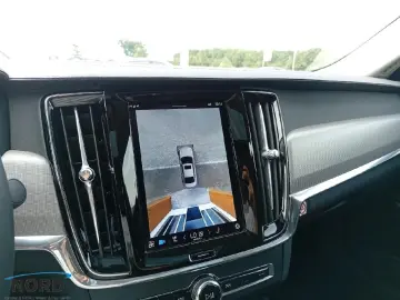 VOLVO S90 T8 Ultimate Dark Plug-In Hybrid AWD
