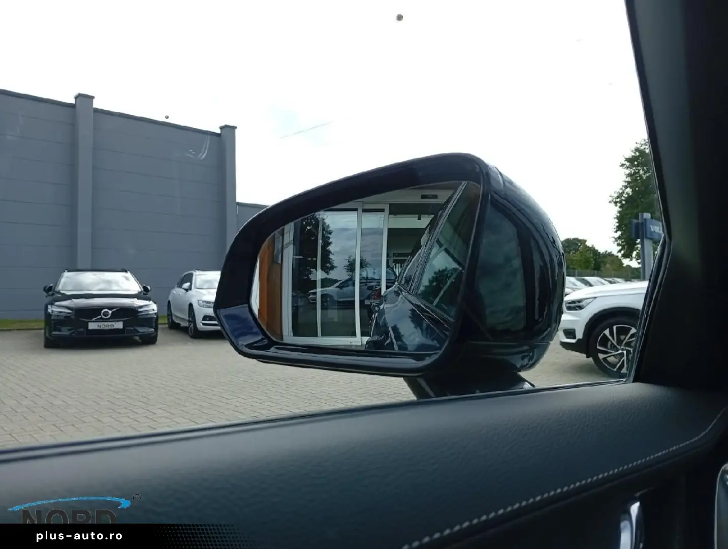 VOLVO S90 T8 Ultimate Dark Plug-In Hybrid AWD