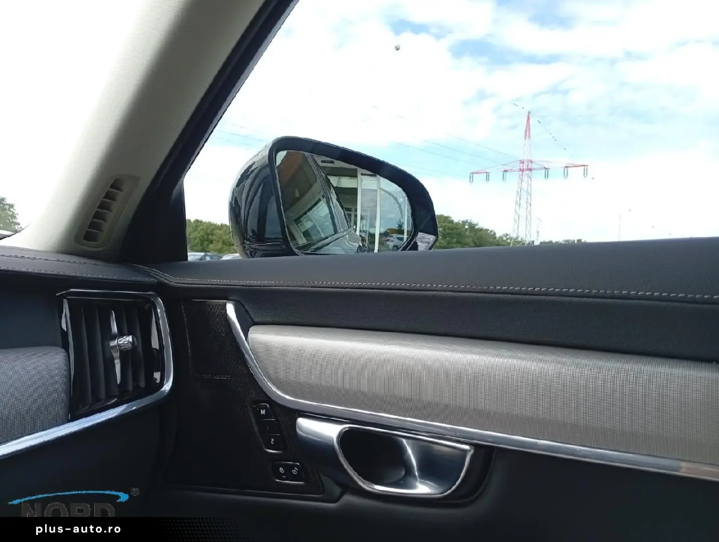 VOLVO S90 T8 Ultimate Dark Plug-In Hybrid AWD