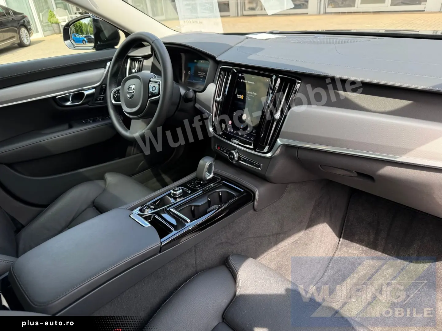 VOLVO S90 Ultimate Dark Recharge Plug-In Hybrid AWD