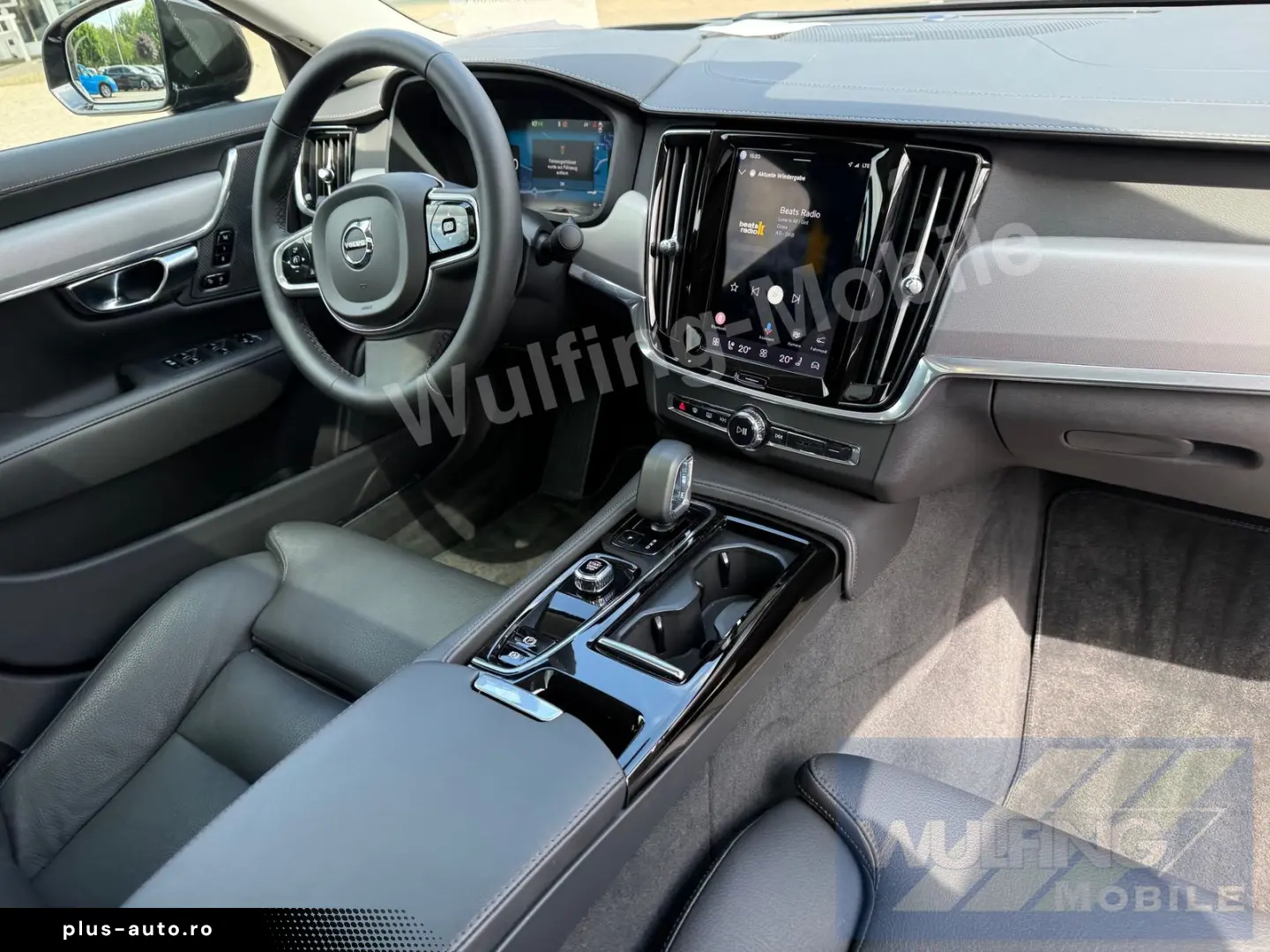 VOLVO S90 Ultimate Dark Recharge Plug-In Hybrid AWD