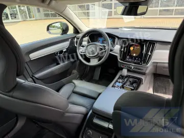 VOLVO S90 Ultimate Dark Recharge Plug-In Hybrid AWD