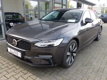 VOLVO S90 T8 Plus Dark Hybrid AWD  NP85T€ PANO 360