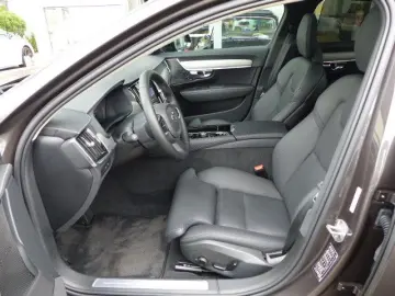 VOLVO S90 T8 Plus Dark Hybrid AWD  NP85T€ PANO 360