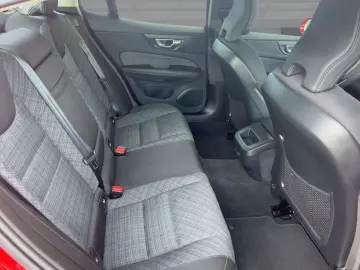 VOLVO S60 Cross Country S 60 B4