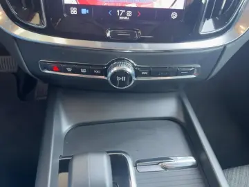 VOLVO S60 Cross Country S 60 B4
