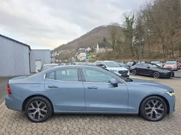 VOLVO S60 Plus Dark Rückfahrkamera PDC ACC LED Tempoma