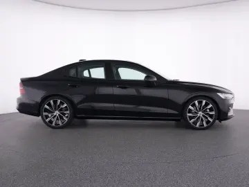 VOLVO S60 B4 Plus Dark  PANO STANDHZ 360  FAHRASS