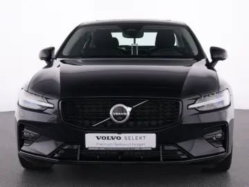 VOLVO S60 B4 Plus Dark  PANO STANDHZ 360  FAHRASS