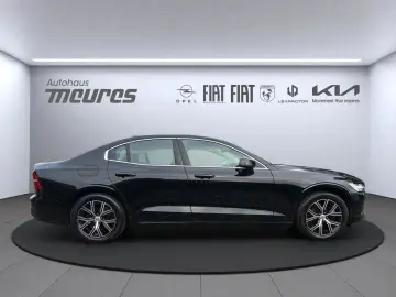 VOLVO S60 Core Mild-Hybrid Navi Klimaautom