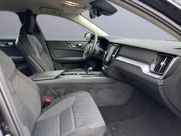 VOLVO S60 Core Mild-Hybrid Navi Klimaautom