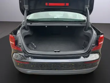 VOLVO S60 Core Mild-Hybrid Navi Klimaautom