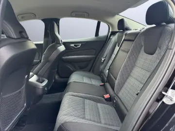 VOLVO S60 Core Mild-Hybrid Navi Klimaautom