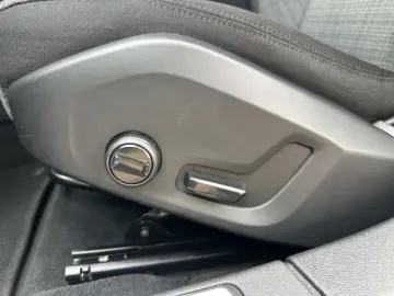 VOLVO S60 Core Mild-Hybrid Navi Klimaautom