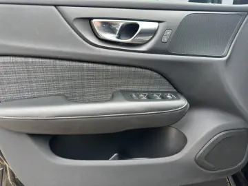 VOLVO S60 Core Mild-Hybrid Navi Klimaautom