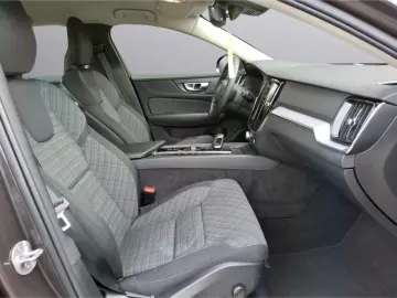 VOLVO S60 Core Mild-Hybrid Navi Klimaautom LED