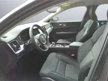 VOLVO S60 Core Mild-Hybrid Navi Klimaautom LED