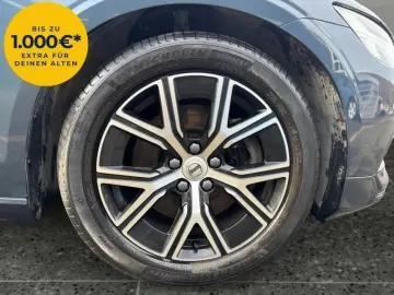 VOLVO S60 B4 Mild-Hybrid 2.0  NAVI KAMERA KLIMA