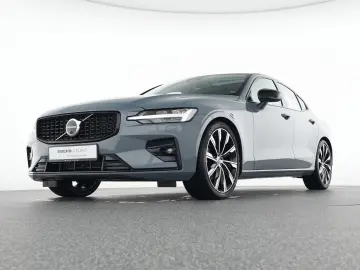 VOLVO S60 B4 Plus Dark 360 Panorama H&K StHz 20