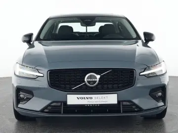 VOLVO S60 B4 Plus Dark 360 Panorama H&K StHz 20