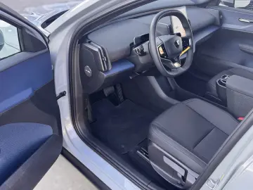VOLVO EX30 Core Extended R. 69kWh Sitzhzg Lenkradheizg