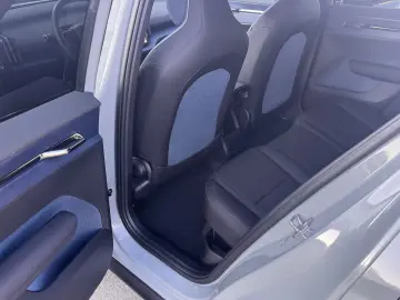 VOLVO EX30 Core Extended R. 69kWh Sitzhzg Lenkradheizg
