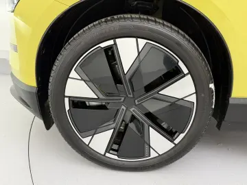 VOLVO EX30 Plus 2WD Pure Electric H K ACC LED