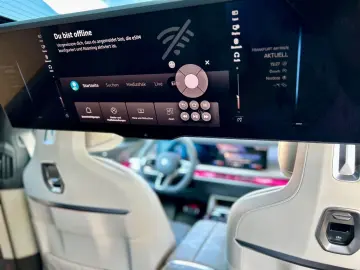 BMW i7 xDrive60 M-PAKET PRO EX-LOUNGE TV  3.800 KM