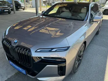 BMW i7 xDrive60 M-PAKET PRO EX-LOUNGE TV  3.800 KM