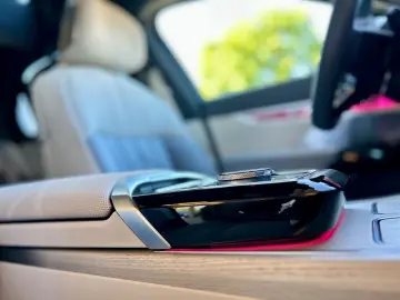 BMW i7 xDrive60 M-PAKET PRO EX-LOUNGE TV  3.800 KM