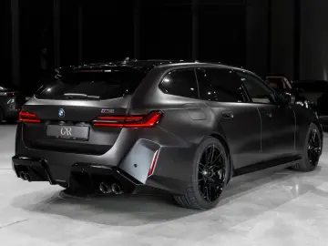 BMW New M5 Touring xDrive (G99) Plug-in Hybrid