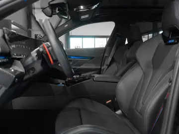 BMW New M5 Touring xDrive (G99) Plug-in Hybrid