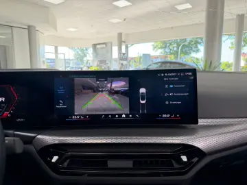 BMW M4 xDrive Competition Cabrio HUD H-K ACC 360