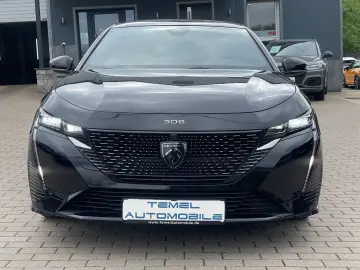 PEUGEOT 308 Hybrid 180 GT 8xFach S-Heft Pano Leder Navi