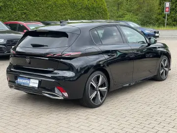 PEUGEOT 308 Hybrid 180 GT 8xFach S-Heft Pano Leder Navi