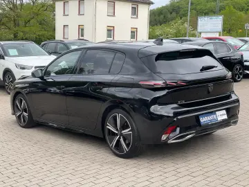 PEUGEOT 308 Hybrid 180 GT 8xFach S-Heft Pano Leder Navi