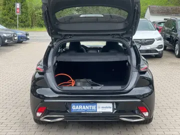 PEUGEOT 308 Hybrid 180 GT 8xFach S-Heft Pano Leder Navi