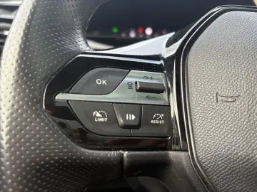 PEUGEOT 308 SW GT AUT PANORAMA MATRIX 360 KAMERA TRAUM