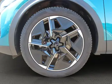 PEUGEOT 408 PureTech 130 EAT8 GT