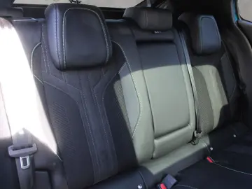 PEUGEOT 408 PureTech 130 EAT8 GT