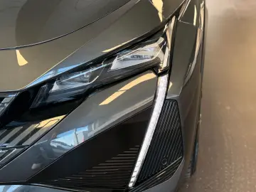 PEUGEOT 408 225PS GT Kamera Focal Leder Navi LED DAB