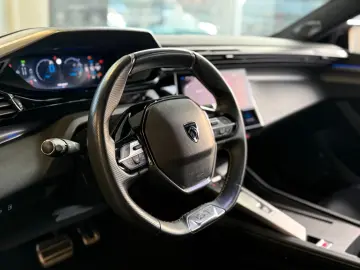 PEUGEOT 408 225PS GT Kamera Focal Leder Navi LED DAB