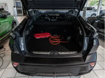 PEUGEOT 408 GT Plug-In Hybrid 225 e-EAT8 ACC MATRIX-LED