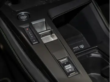 PEUGEOT 408 GT Plug-In Hybrid 225 e-EAT8 ACC MATRIX-LED