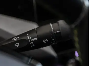PEUGEOT 408 GT Plug-In Hybrid 225 e-EAT8 ACC MATRIX-LED