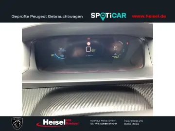 PEUGEOT E-2008 GT Pack Elektro 136   NAVI