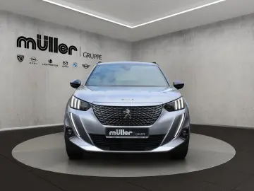 PEUGEOT E-2008 GT