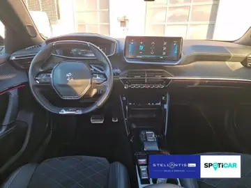 PEUGEOT e-2008 GT 136 Automatik  Navi SHZ Kamera