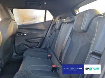 PEUGEOT e-2008 GT 136 Automatik  Navi SHZ Kamera